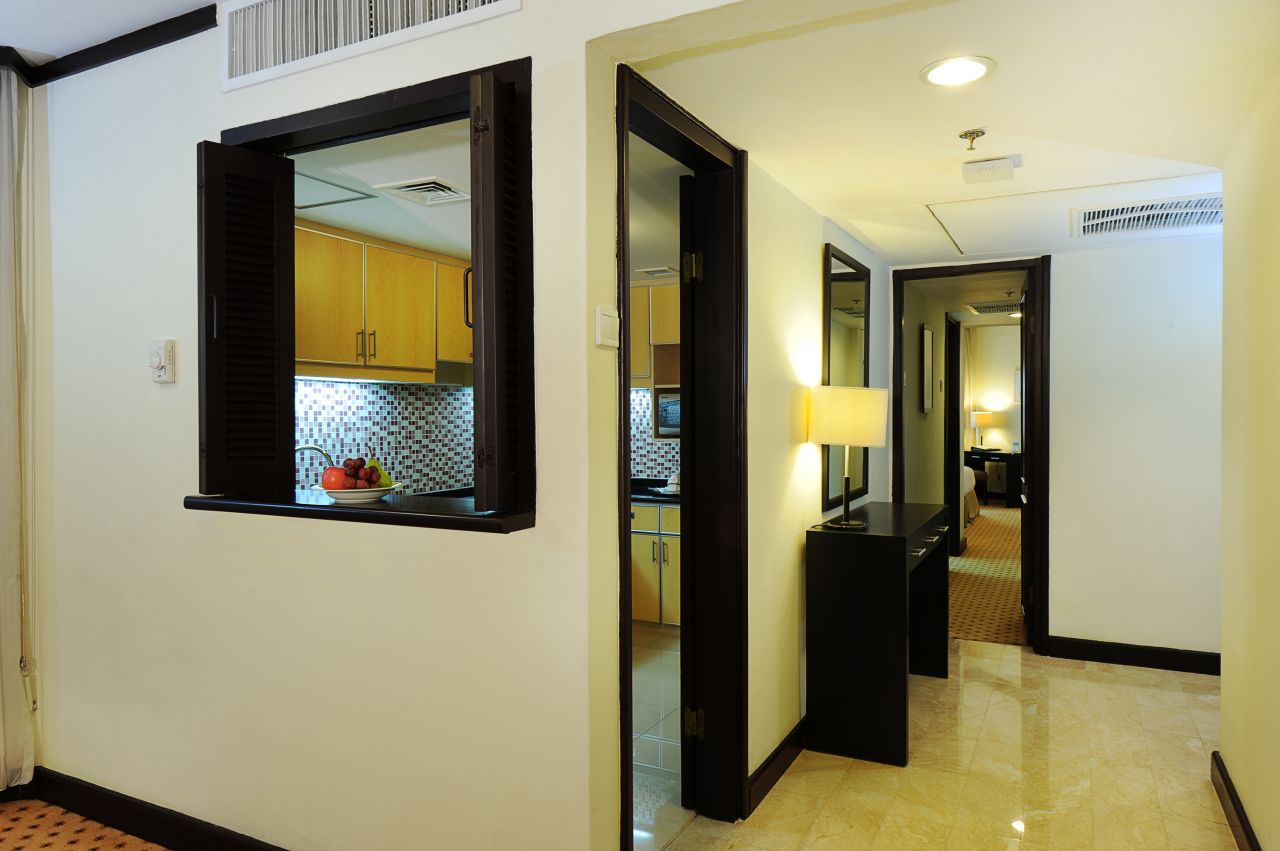 Hotel Borobudur.jpg