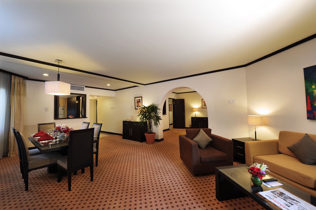 Hotel Borobudur.jpg