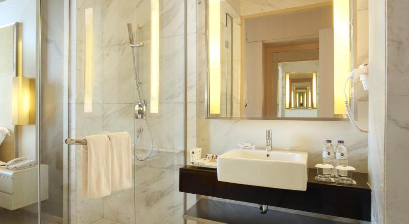 Grand Mercure Harmoni.jpg